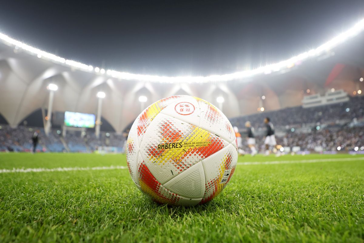 „Nu obosesc să-l laud. Băiatul ăsta n-are limite!” » Xavi Hernandez, vrăjit după evoluția cu Real Madrid: „Pasiune pură!”