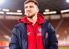 A jucat 7 ani la Dinamo, dar acum îl apără pe Sorescu după transferul la FCSB: „E un pas în față” » Ce spune despre situația „câinilor”