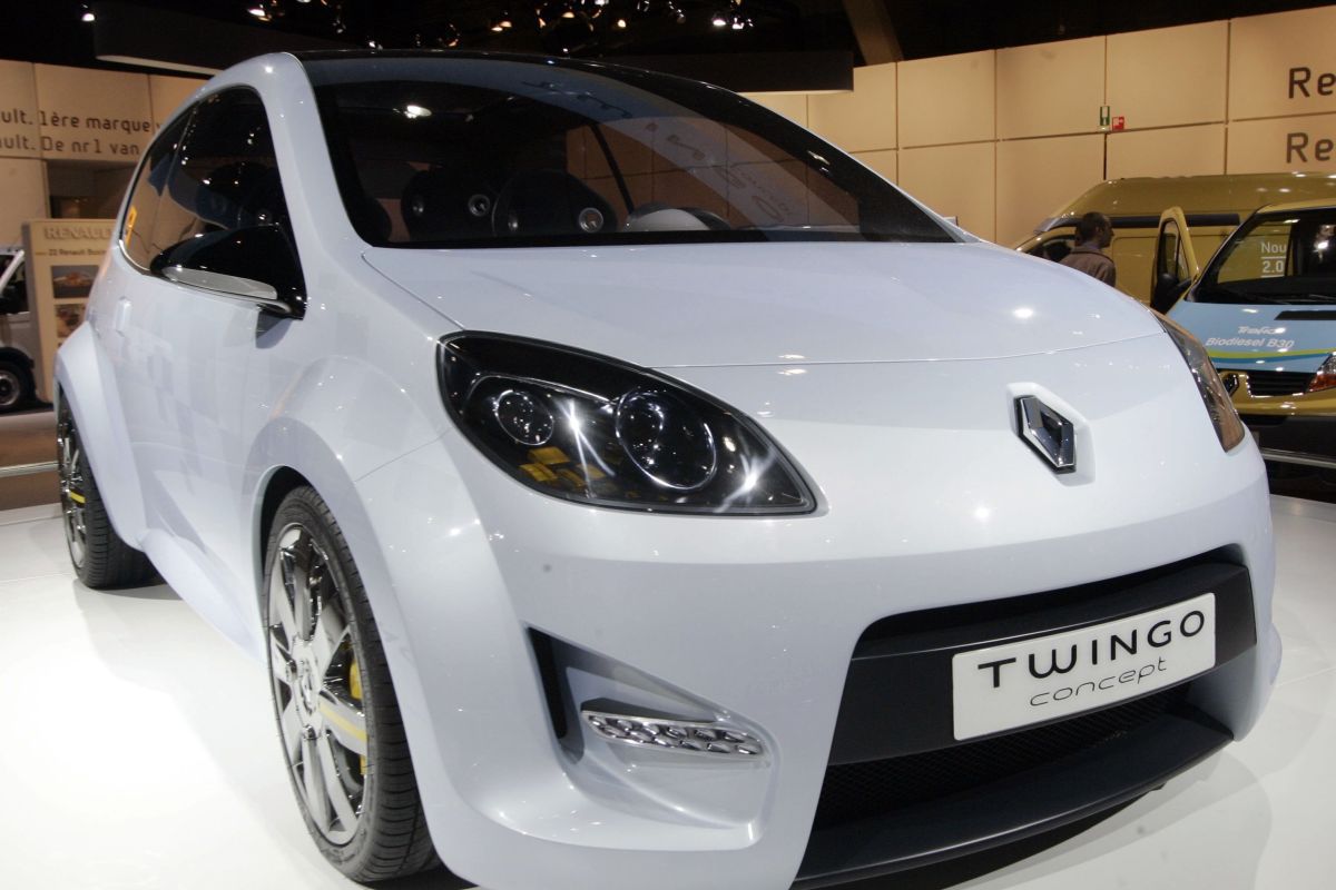 Gerard Pique și-a luat Renault Twingo, în ciuda fostei soții Shakira: cum arată bolidul