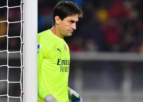 Ciprian Tătărușanu, dublă gafă în AC Milan - Sassuolo! Românul a fost fluierat de fanii campioanei Italiei, iar pe rețelele sociale cer să fie dat afară!