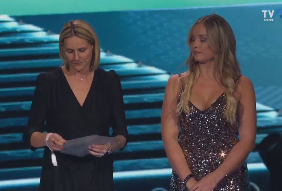 Strănepoata lui Ferenc Puskas, apariție răvășitoare la gala „The Best FIFA Football Awards” » A eclipsat cel mai frumos gol al anului :D