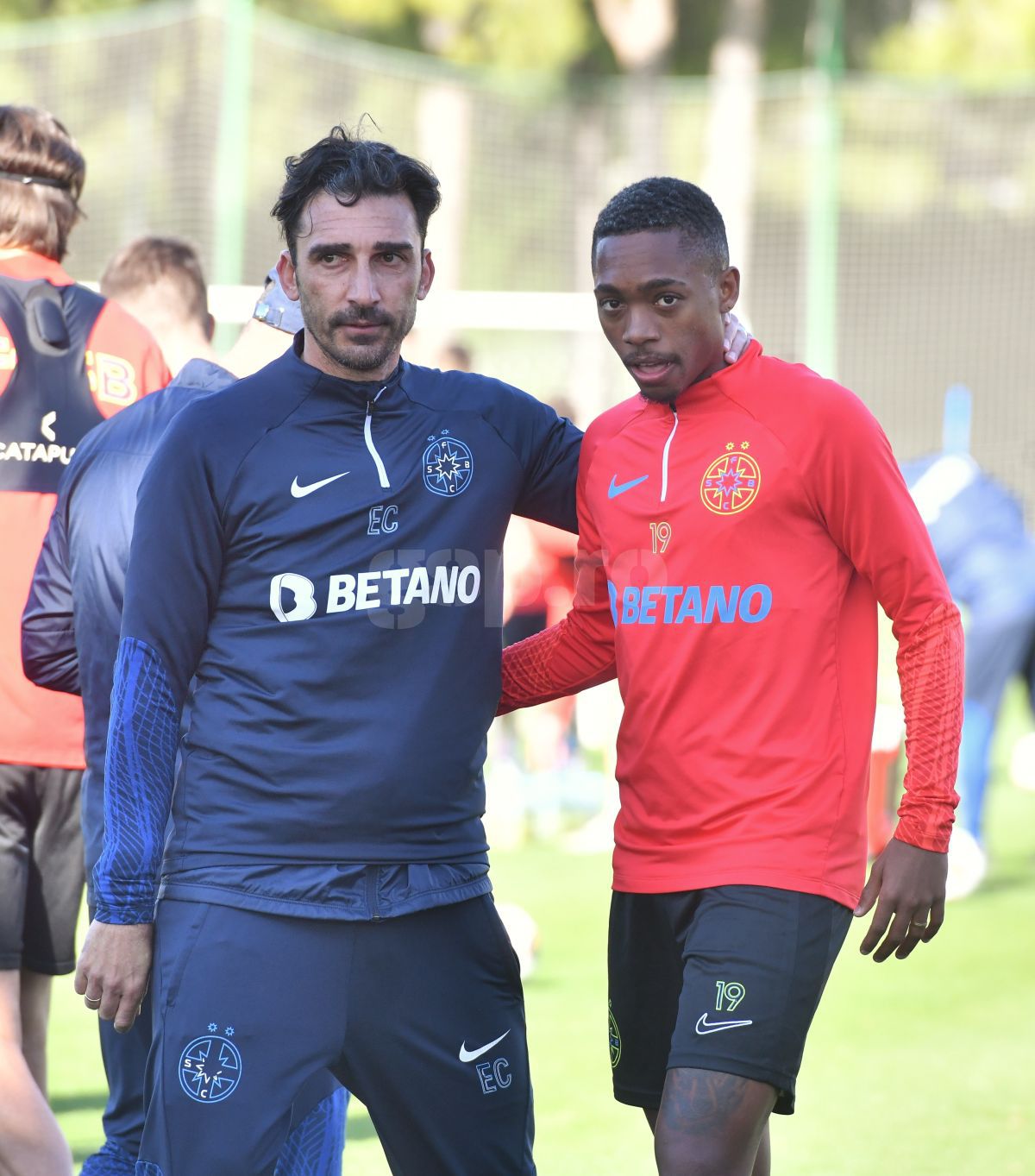 Zâmbete și voie-bună la FCSB: 3 detalii remarcate de GSP la antrenamentul de azi, din Antalya