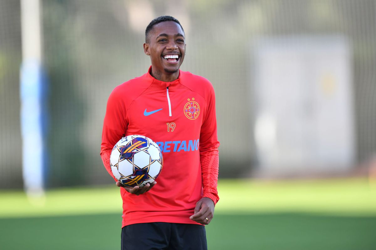 FOTO Zâmbetul ce s-a născut din durere! Luis Phelipe, fotbalistul care trăiește clipa la FCSB