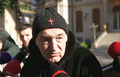 Gigi Becali, discurs scandalos » Jigniri către un oficial FRF și remarcă homofobă: „O să ne pună să avem în echipă o femeie și un homosexual. Adică două femei”