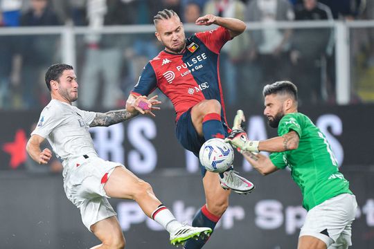 George Pușcaș nu are nicio reușită în acest sezon la Genoa, în Serie A și Cupa Italiei Foto: Guliver/GettyImages