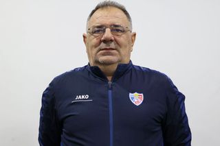 De peste Prut, „nemuritorul” Fane Stoica se destăinuie Gazetei: „Se trăiește bine în Moldova, acum e mai scump...” » N-a uitat de marea iubire: „E echipa originală a Craiovei!”