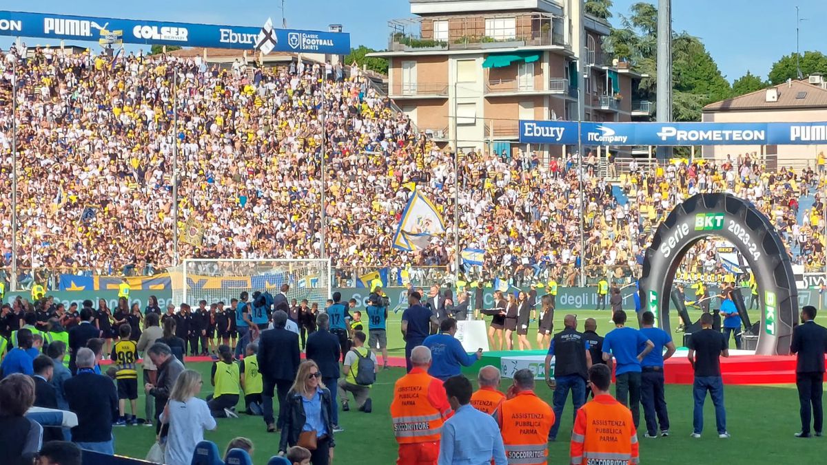 Doru și Rozalia Haja - suporteri români abonament Parma