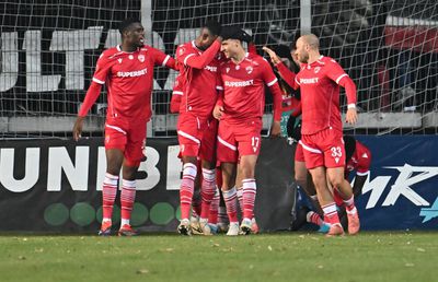 Detalii de ultimă oră despre un alt fotbalist al lui Dinamo aflat în ultimele 6 luni de contract: „Avem o relație specială”