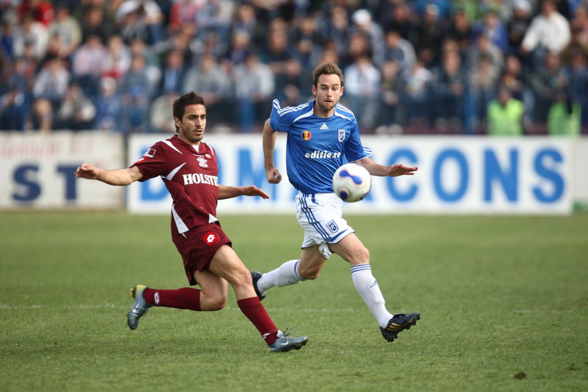 Josh Rose, fostul fundaș al celor de la Craiova, imagini din cariera în România