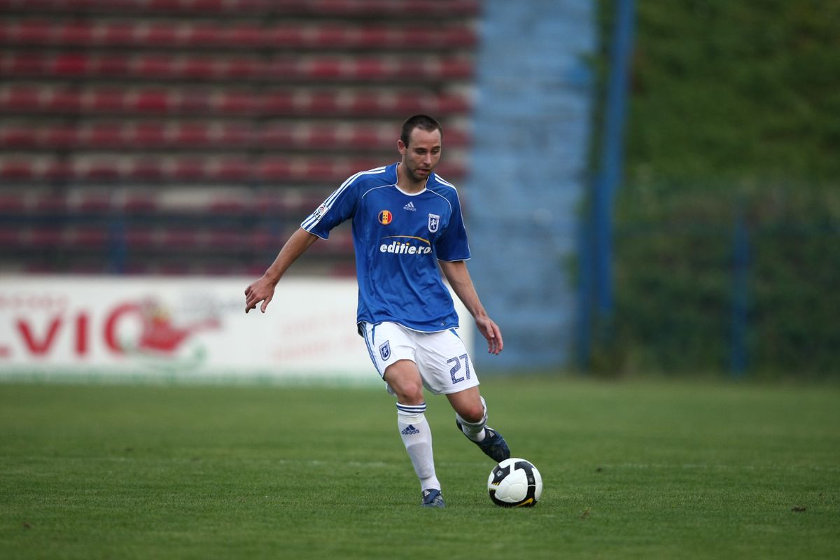 Josh Rose, fostul fundaș al celor de la Craiova, imagini din cariera în România