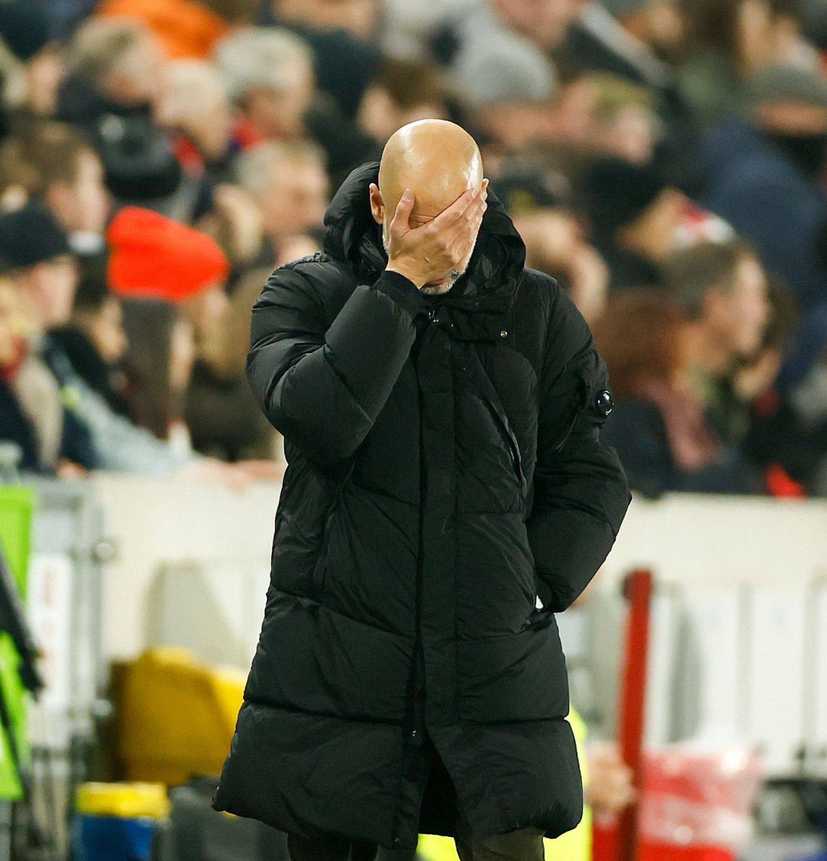 Pep Guardiola a fost un car de nervi la finalul meciului remizat de Manchester City cu Brentford