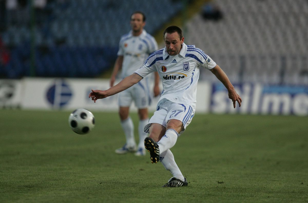 L-am găsit în Australia pe „cangurul” care impresiona în Liga 1 în urmă cu 20 de ani » Nu uită nici acum un meci de referință: „Electric” + Românul care l-a uluit: „Fotbalist incredibil”