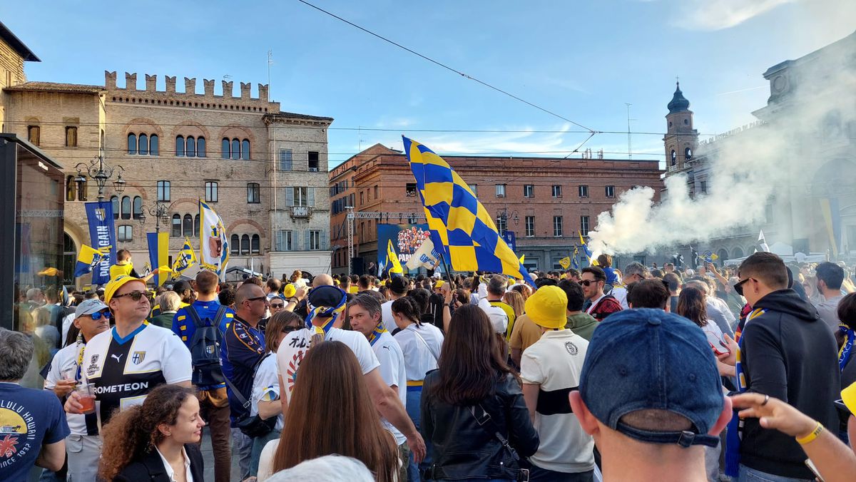 Doru și Rozalia Haja - suporteri români abonament Parma
