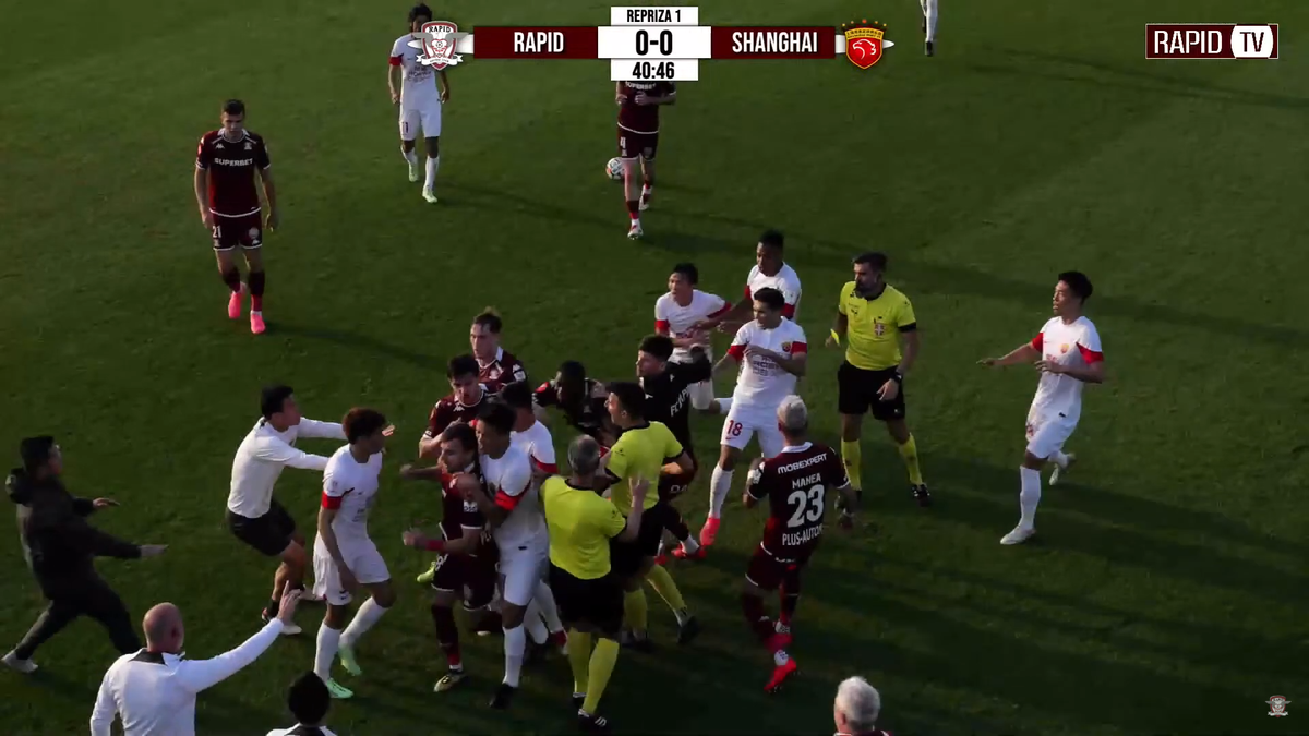 Scandal imens în ultimul amical al Rapidului » Au sărit la bătaie după un fault dur: l-au luat de gât pe un fotbalist giuleștean