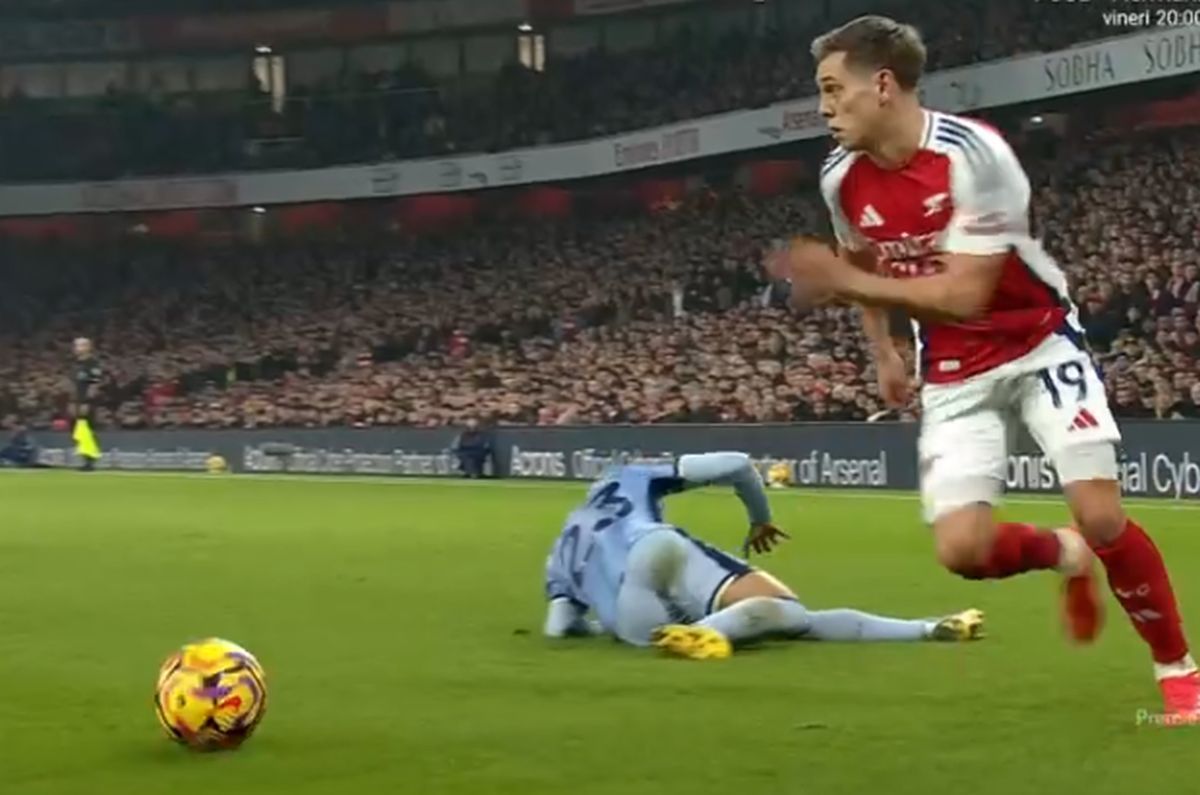 Fază uluitoare în Arsenal - Tottenham: l-a accidentat din dribling pe colegul lui Drăgușin!