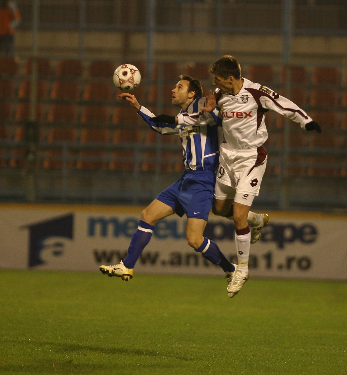 Josh Rose, fostul fundaș al celor de la Craiova, imagini din cariera în România