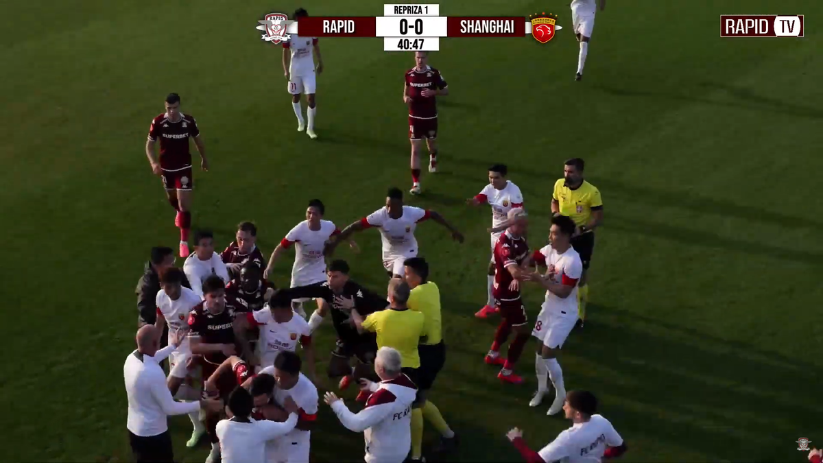 Scandal imens în ultimul amical al Rapidului » Au sărit la bătaie după un fault dur: l-au luat de gât pe un fotbalist giuleștean