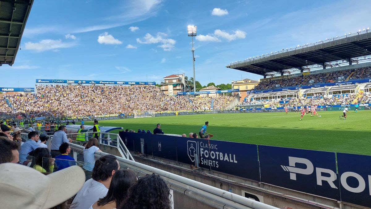 Doru și Rozalia Haja - suporteri români abonament Parma