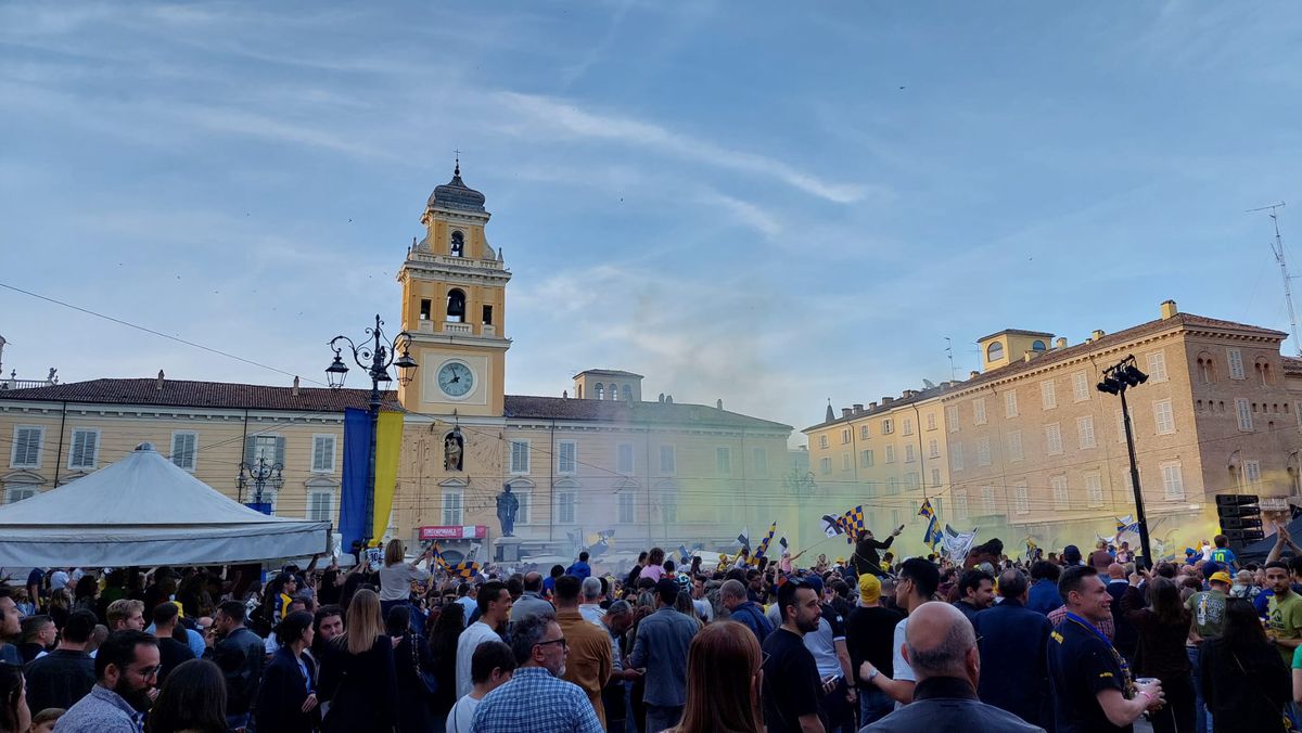 Doru și Rozalia Haja - suporteri români abonament Parma