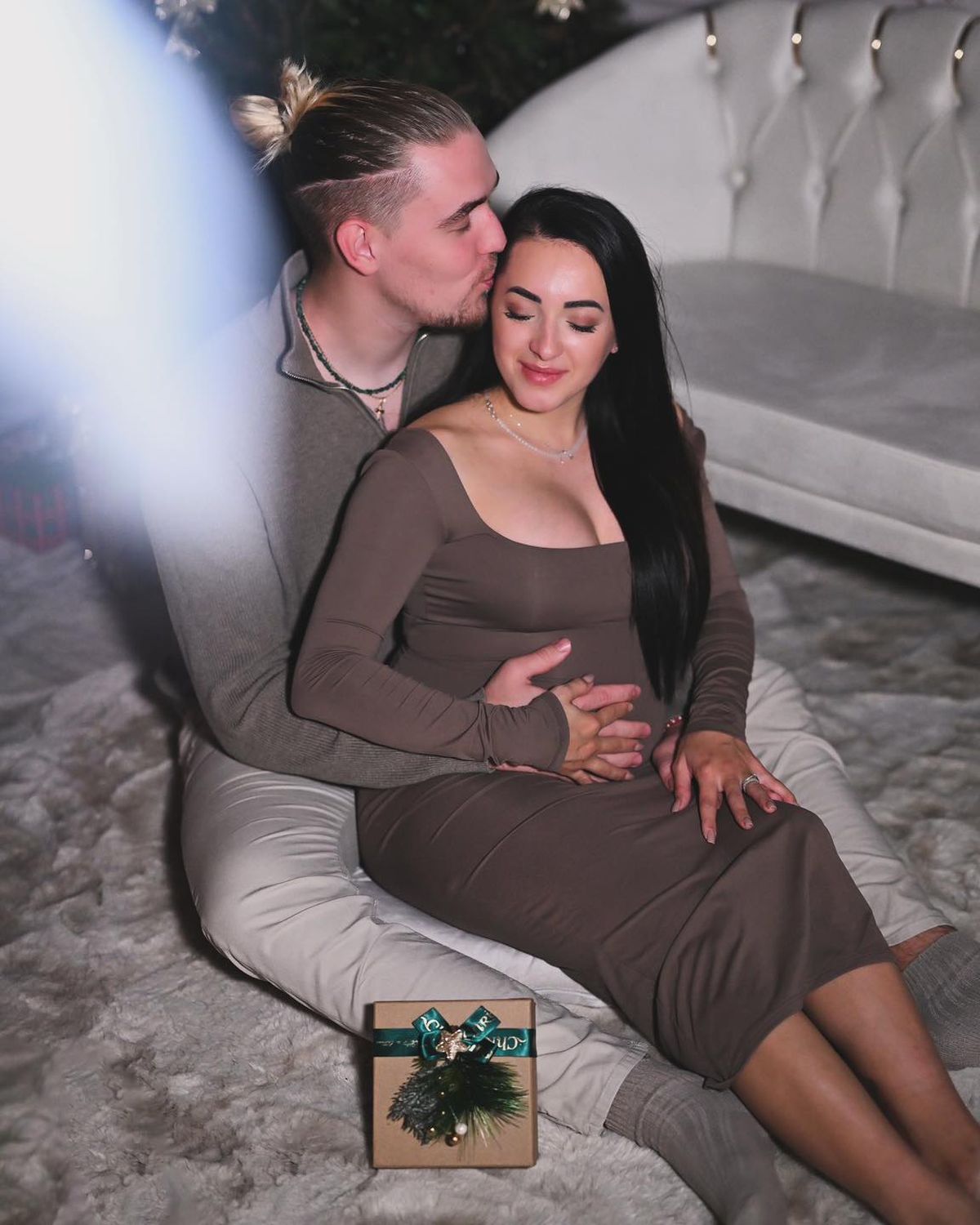 Larisa Iordache, ședință foto spectaculoasă înainte să nască: „Numărăm zilele”