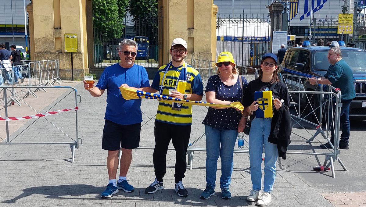 Doru și Rozalia Haja - suporteri români abonament Parma