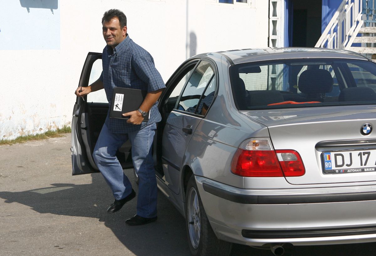 De peste Prut, „nemuritorul” Fane Stoica se destăinuie Gazetei: „Se trăiește bine în Moldova, acum e mai scump...” » N-a uitat de marea iubire: „E echipa originală a Craiovei!”