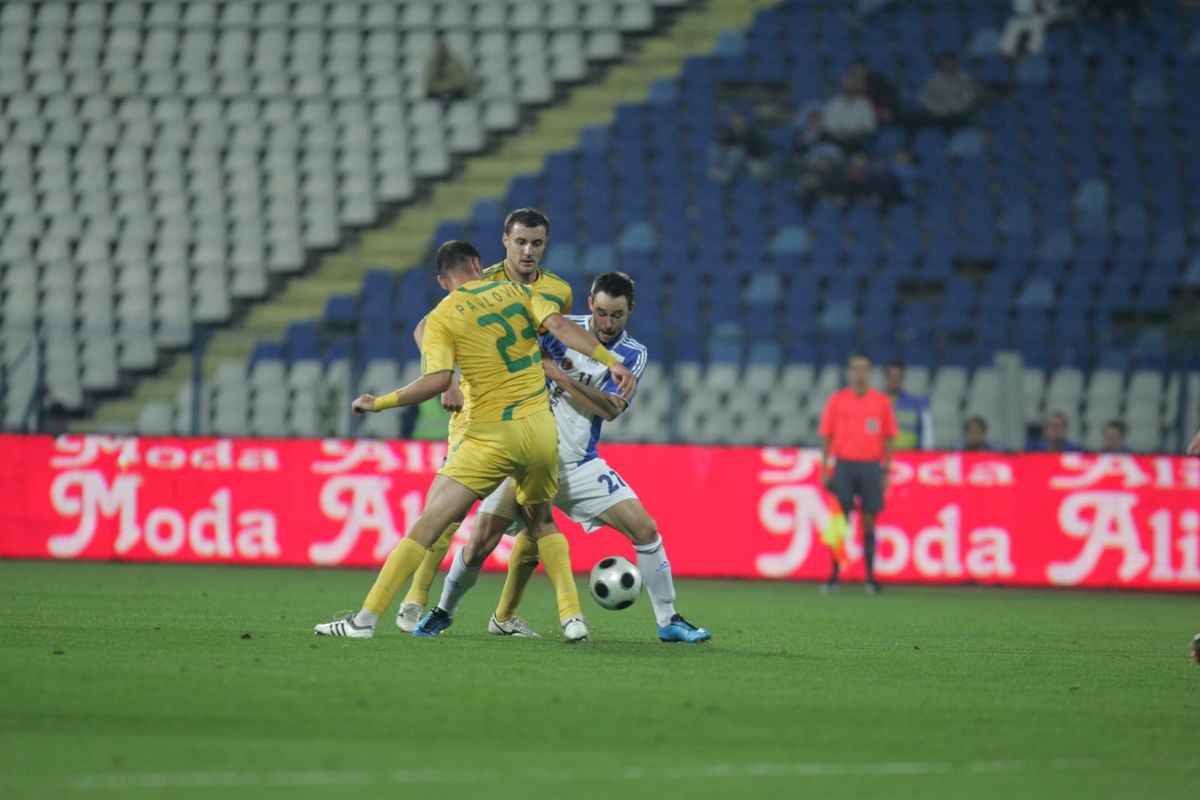 L-am găsit în Australia pe „cangurul” care impresiona în Liga 1 în urmă cu 20 de ani » Nu uită nici acum un meci de referință: „Electric” + Românul care l-a uluit: „Fotbalist incredibil”