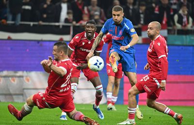 7 întrebări esențiale înainte de reluarea Superligii » Bătălii incendiare + Nistor atacă locul lui Boloni