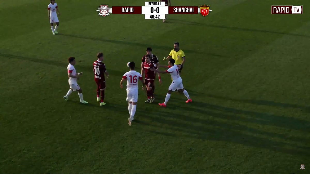 Scandal imens în ultimul amical al Rapidului » Au sărit la bătaie după un fault dur: l-au luat de gât pe un fotbalist giuleștean