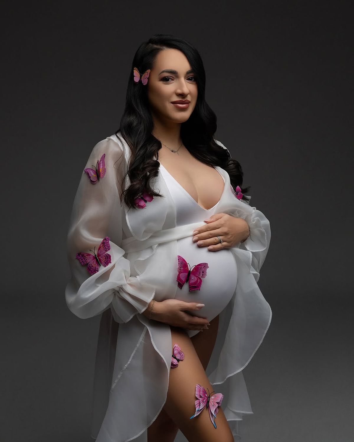 Larisa Iordache, ședință foto spectaculoasă înainte să nască: „Numărăm zilele”