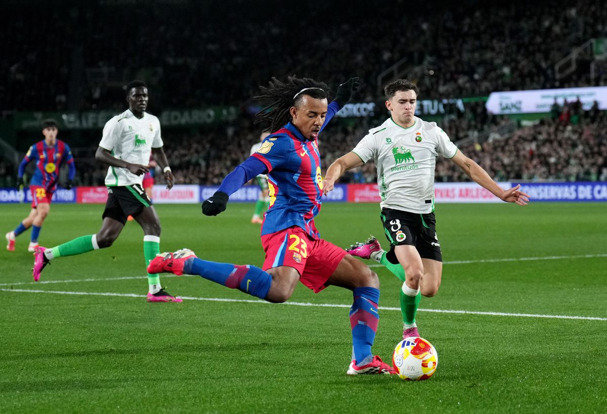 Barcelona a avut mari emoții pe terenul lui Racing Santander, dar merge mai departe în Cupa Spaniei » Gazdele au avut două goluri anulate