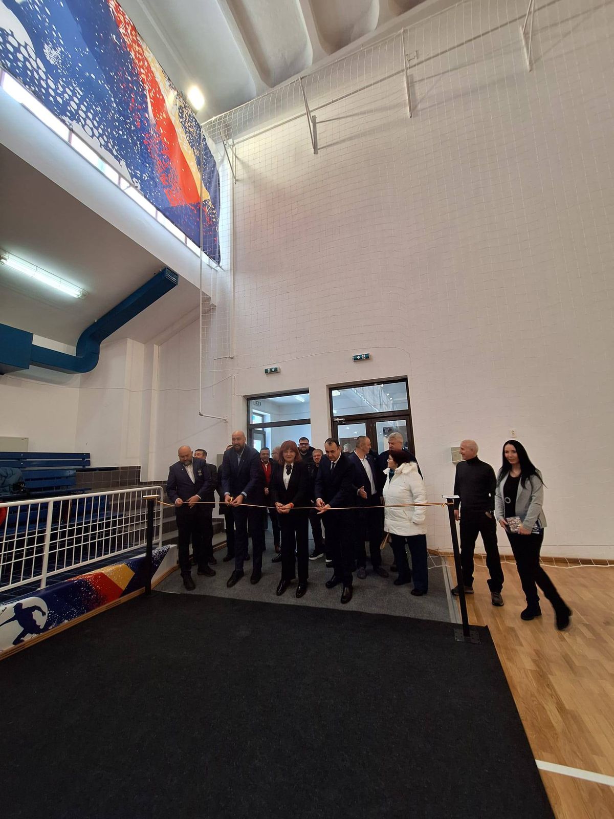 Sigur n-au greșit?! Unde se joacă Final Four-ul Cupei României » Noua sală „cu cele mai bune condiții pentru spectatori” are bănci din lemn!