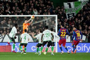 Start în Racing Santander - Barcelona » Duelul din optimile Cupei Spaniei a început cu o întârziere