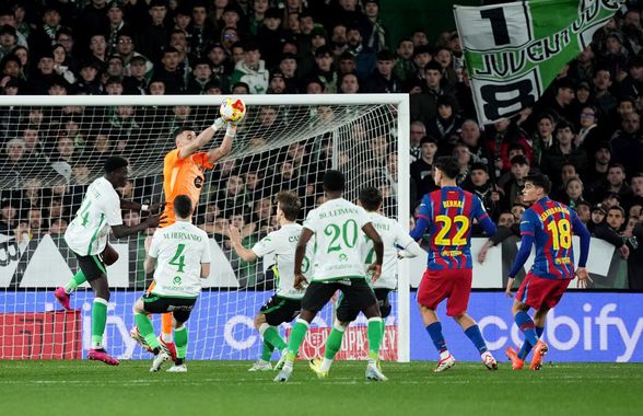 Start în Racing Santander - Barcelona » Duelul din optimile Cupei Spaniei a început cu o întârziere