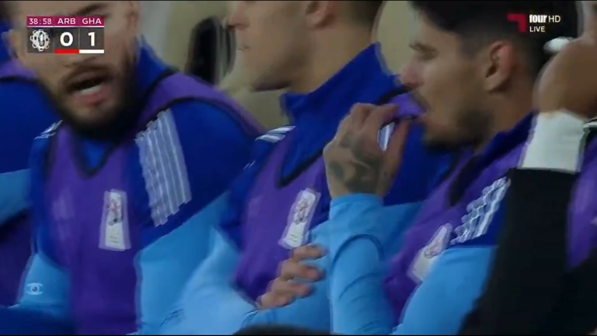 Florinel Coman s-a accidentat în duelul cu echipa lui Cosmin Contra » Exces de zel al arbitrului