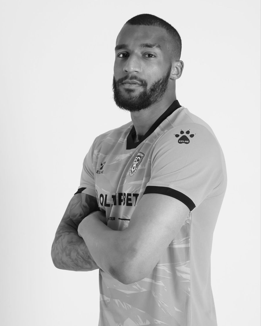 Decesul unui fotbalist din Rusia stârnește întrebări » Autoritățile anunță o sinucidere, dar mama lui cere o anchetă