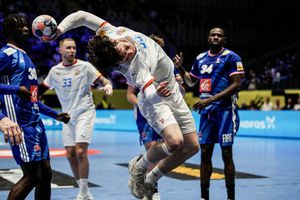 Euro 2026 de handbal masculin a început în stil mare: era 6-0 după primele 250 de secunde » Spectacol cu 70 de goluri