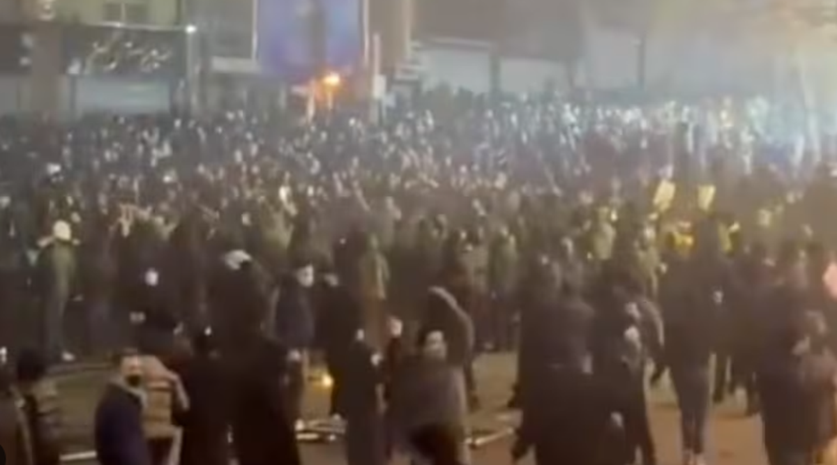 Fotbalist de 17 ani, ucis în timpul protestelor » Regimul iranian refuză să predea trupul familiei