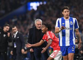 Mourinho a pierdut al doilea trofeu în 7 zile și a răbufnit: „O situație dificilă, de ce îmi puneți această întrebare?”