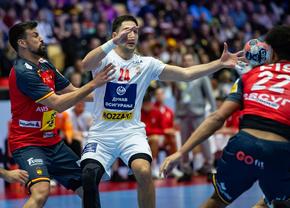 Gafă imensă a organizatorilor în prima zi a Europeanului de handbal! Au confundat steagul și a ieșit scandal: „Rușine!”