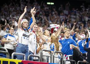 Au închis tot! Peste 10% din populația țării s-a deplasat la Campionatul European de Handbal: „Toată lumea are liber, sunt singurul rămas acasă”