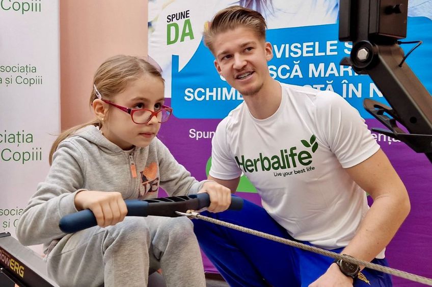 VIDEO Canotorii lotului național, alături de copiii defavorizați: „Sunt foarte entuziasmați și știau despre ce e vorba, știau mișcarea”