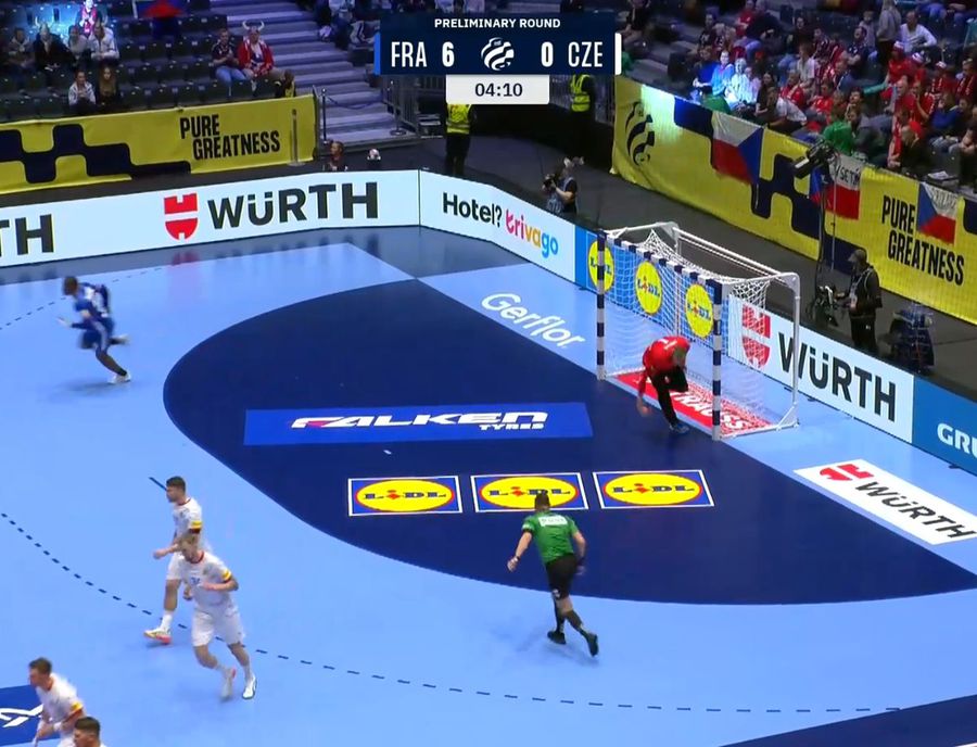 Euro 2026 de handbal masculin a început în stil mare: era 6-0 după primele 250 de secunde » Spectacol cu 70 de goluri