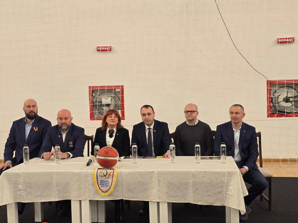 Sigur n-au greșit?! Unde se joacă Final Four-ul Cupei României » Noua sală „cu cele mai bune condiții pentru spectatori” are bănci din lemn!