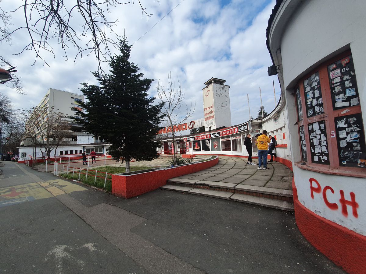DINAMO - FCSB // Derby cu casa închisă! Recordul pe care îl vor bate fanii formației lui Becali și suma impresionantă strânsă de „câini”