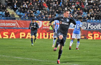 POLI IAȘI - CRAIOVA 2-5 // VIDEO+FOTO Fără nod în Papură! Craiova câștigă un meci cu 7 goluri și e la 3 puncte de CFR, înainte de duelul direct