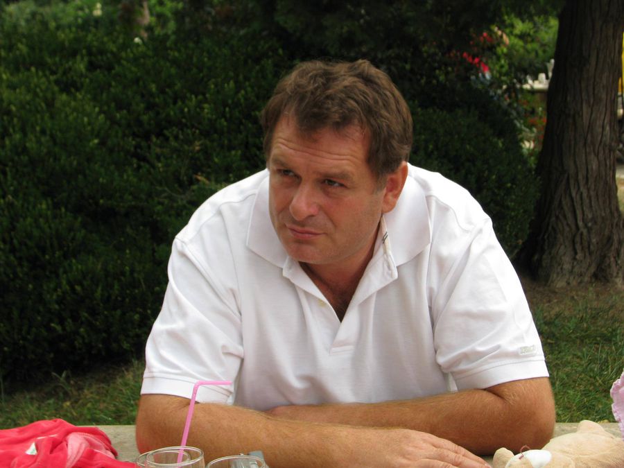 Alexandru Bălgrădean îl contestă pe Gușă și-l susține pe George Teșeleanu EXCLUSIV Conturi blocate și lupte la judo! Ce datorie are Federația + scandal înainte de alegeri