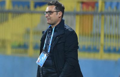 Mihai Teja, revoltat: „De ce dai penalty?! S-a întors să nu-i rupă nasul!” » Verdictul lui Ion Crăciunescu