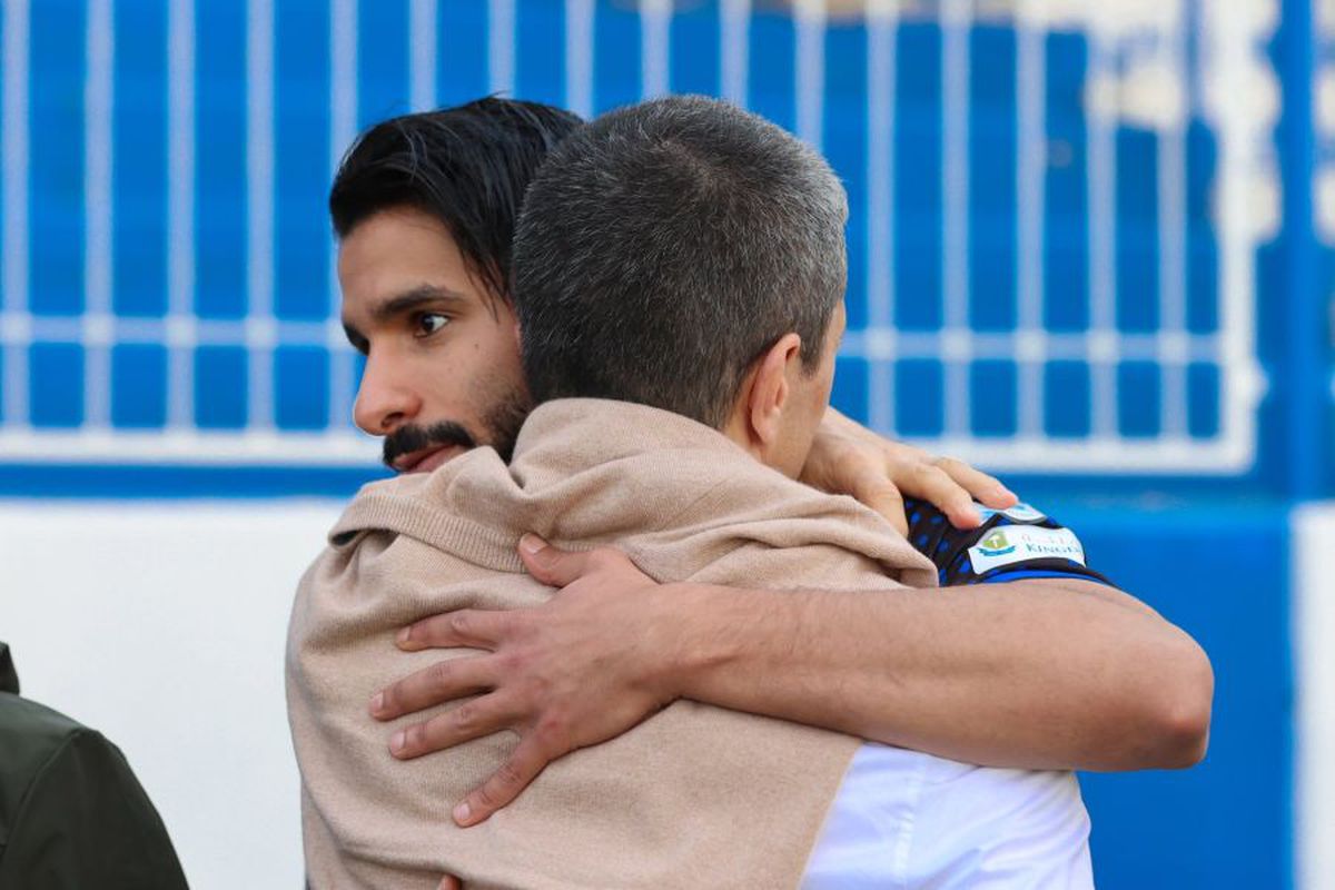 Imagini emoționante » Răzvan Lucescu și-a luat rămas bun de la jucători: mesajul de adio