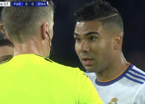 Nervi în PSG - Real Madrid » Casemiro i-a pus mâna în gât unui adversar, arbitrul a reacționat